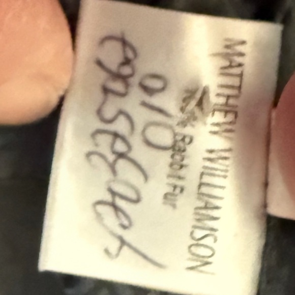 MATTHEW WILLIAMSON FUR CROPPED COAT. Size 8! GREAT CONDITION ! - Picture 5 of 7